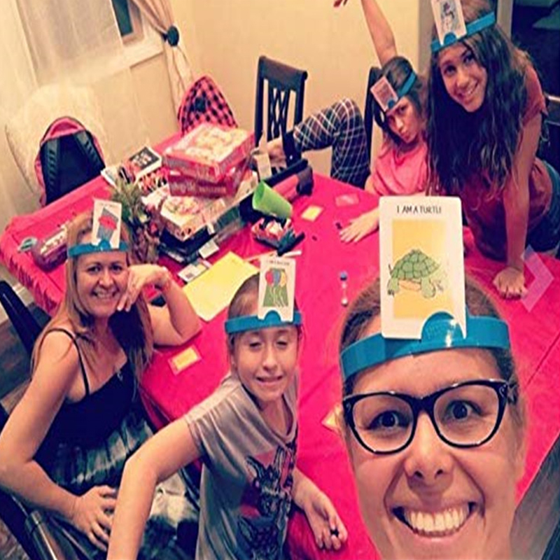 Jeu de société de cartes amusa - Board Game With Questions avis et prix